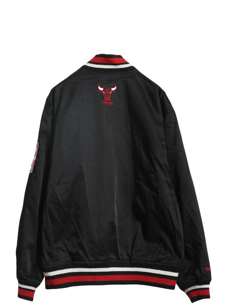 ブルズ ナイロン サテン スタジャン メンズ L / NBA オフィシャル ミッチェルアンドネス 中綿 キルティング ライナー ジョーダン バスケ 黒