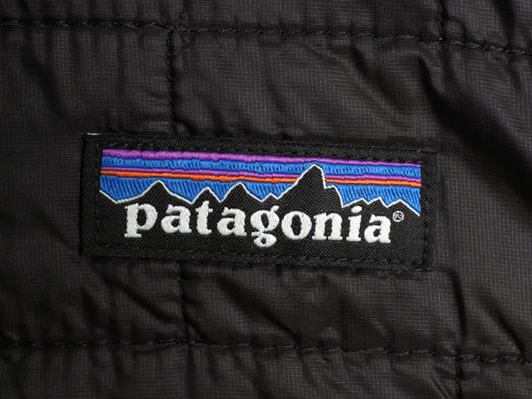 パタゴニア ナノ パフ ベスト メンズ S 古着 19年製 中綿 ナイロン キルティング フルジップ 重ね着 前開き アウトドア パッカブル 企業 黒