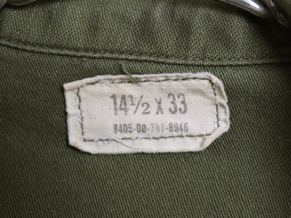 70s 米軍実物 US ARMY コットン サテン ユーティリティ シャツ S / 75年製 ヴィンテージ OG107 シャツ袖 4th 軍物 ミリタリー 長袖シャツ
