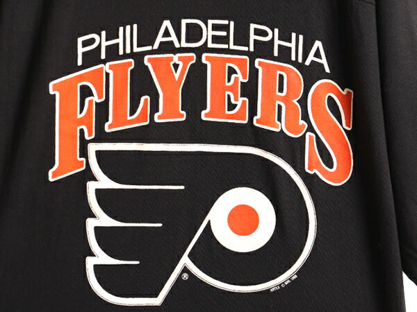 80s USA製 人気 黒 ■ NHL オフィシャル フライヤーズ プリント フットボール Tシャツ ( メンズ M ) 古着 80年代 ビンテージ 半袖Tシャツ