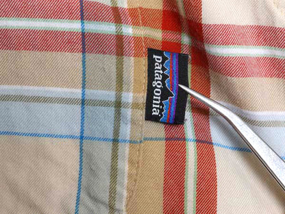 パタゴニア ロングスリーブ オーガニック ピマ コットン シャツ メンズ M / 古着 12年製 長袖シャツ チェック マルチカラー ポケット付き