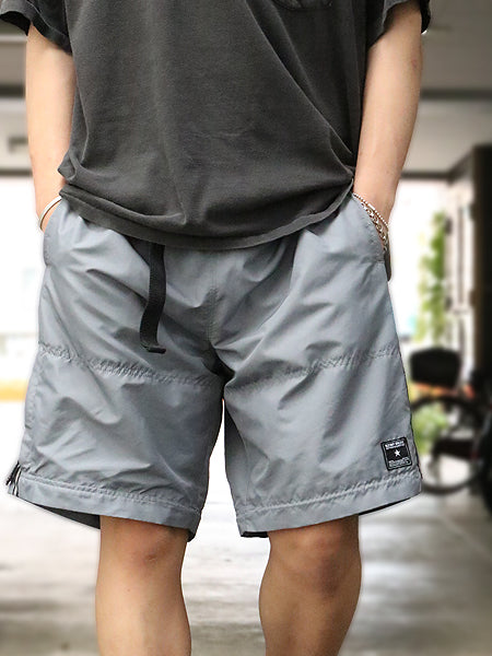 00s ☆ オールドネイビー リフレクター ナイロン ショート パンツ メンズ M / 古着 GAP Y2K テック ベルト付き ライン入り ギミック グレー