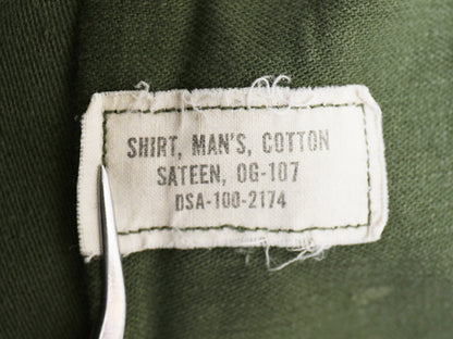 60s 米軍実物 US ARMY コットン サテン ユーティリティ シャツ M / ヴィンテージ OG107 シャツ袖 2nd ミリタリー 軍物 ワッペン フルパッチ