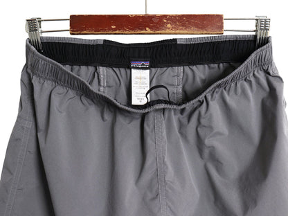 パタゴニア 50K ショーツ メンズ M 古着 12年製 アウトドア ナイロン ショートパンツ 短パン イージーパンツ ワンポイント ロゴ ランニング