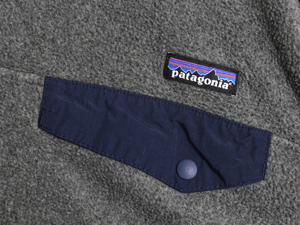 パタゴニア ライトウェイト シンチラ スナップT メンズ S 古着 15年製 アウトドア フリース プルオーバー ジャケット ブルゾン ハイネック