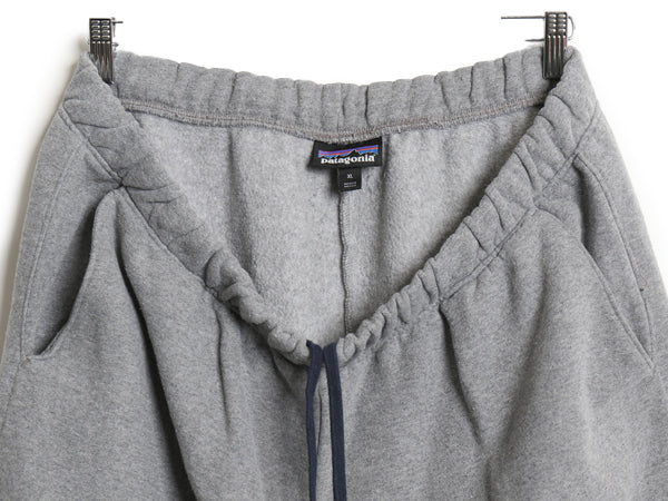 パタゴニア フィッツロイ アイコン アップライザル スウェット パンツ メンズ XL 22年製 ポケット付き ワンポイント トレーナー 裏起毛 灰