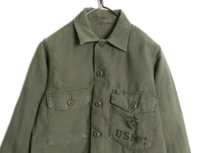 70s 米軍実物 USMC コットン サテン ユーティリティ シャツ S 程/ 72年製 ヴィンテージ OG107 シャツ袖 3rd 軍物 ミリタリー 海兵隊 カーキ
