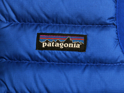 パタゴニア ダウン セーター ベスト ベスト キッズ ベビー 4歳 100cm 古着 17年製 フルジップ 600フィル アウトドア 重ね着 前開き ブルー