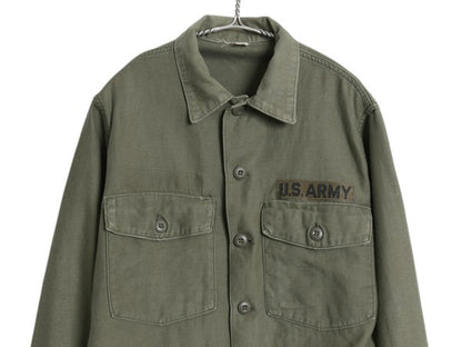 70s 米軍実物 US ARMY コットン サテン ユーティリティ シャツ M ヴィンテージ OG107 シャツ袖 3rd ミリタリー 軍物 カーキ ワッペン付き 
