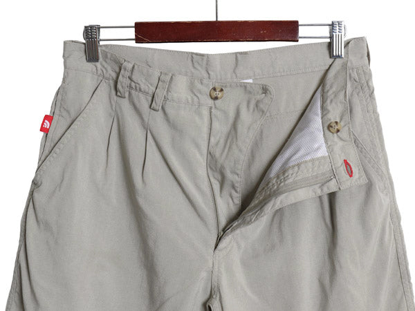 00s ノースフェイス ナイロン ショートパンツ メンズ 32 オールド アウトドア ショーツ ツータック 短パン ハーフパンツ ベージュ シンプル