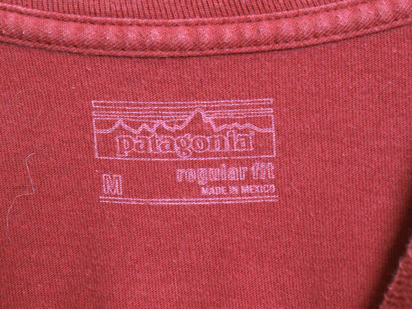 パタゴニア 両面 プリント 半袖 Tシャツ メンズ M / 古着 17年製 アウトドア P6 バックプリント ボックスロゴ カットソー シンプル エンジ