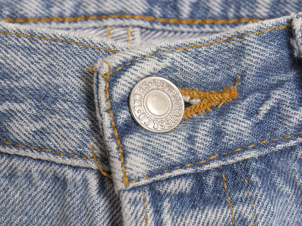 90s USA製 リーバイス 501 デニム パンツ メンズ 33 30 古着 オールド ジーンズ ジーパン ストレート ボタンフライ ボトムス アタリ 赤タブ