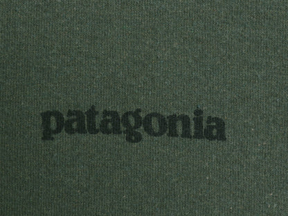 パタゴニア 両面 プリント 長袖 Tシャツ メンズ M 18年製 アウトドア ロンT ロングスリーブ P6 バックプリント ボックスロゴ カットソー 緑