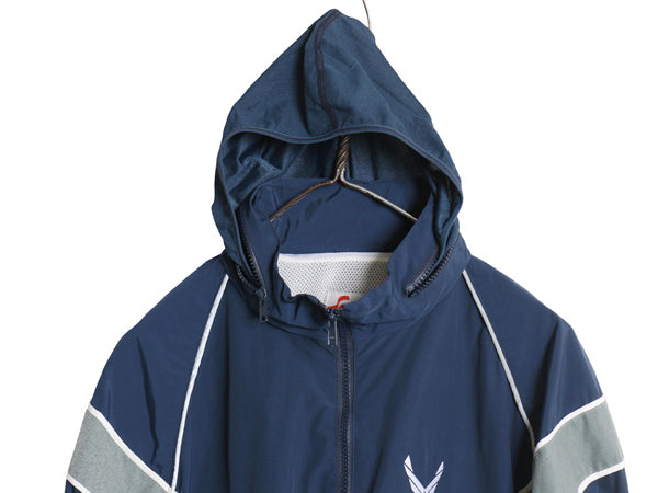 米軍実物 US AIR FORCE ナイロン トレーニング ジャケット MEDIUM SHORT / 2010年製 ミリタリー エアフォース 軍物 ジャンパー ブルゾン 青