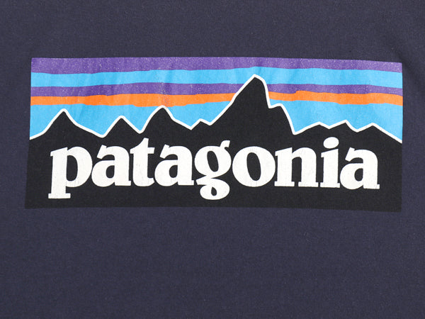パタゴニア ポケット付き 両面 プリント 半袖 Tシャツ メンズ L / 18年製 アウトドア ポケT P6 ボックスロゴ バックプリント カットソー 紺