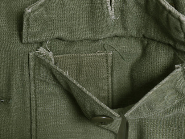 70s 米軍実物 US ARMY コットン サテン ユーティリティ シャツ M ヴィンテージ 70年製 OG107 シャツ袖 3rd ミリタリー 軍物 ワッペン 付き