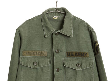 70s 米軍実物 US ARMY コットン サテン ユーティリティ シャツ M ヴィンテージ 70年製 OG107 シャツ袖 3rd ミリタリー 軍物 ワッペン 付き