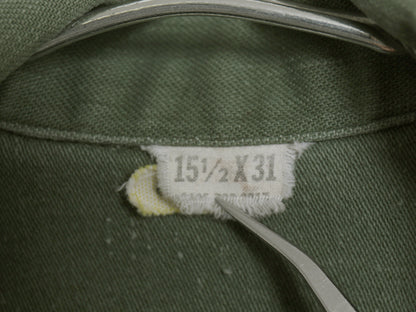70s 米軍実物 US ARMY コットン サテン ユーティリティ シャツ M ヴィンテージ 70年製 OG107 シャツ袖 3rd ミリタリー 軍物 ワッペン 付き