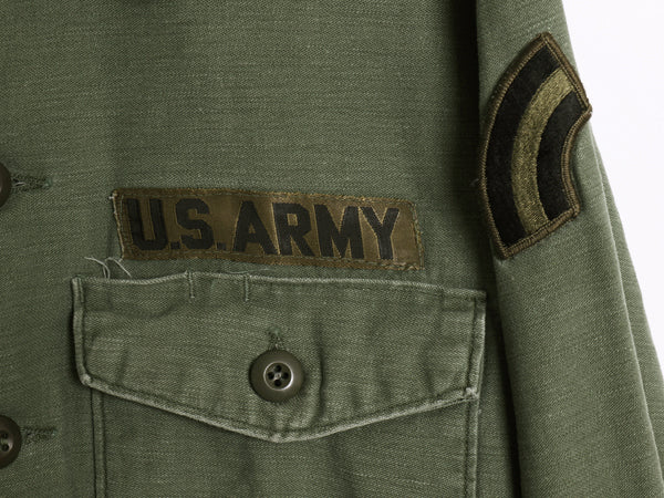 70s 米軍実物 US ARMY コットン サテン ユーティリティ シャツ M ヴィンテージ 70年製 OG107 シャツ袖 3rd ミリタリー 軍物 ワッペン 付き
