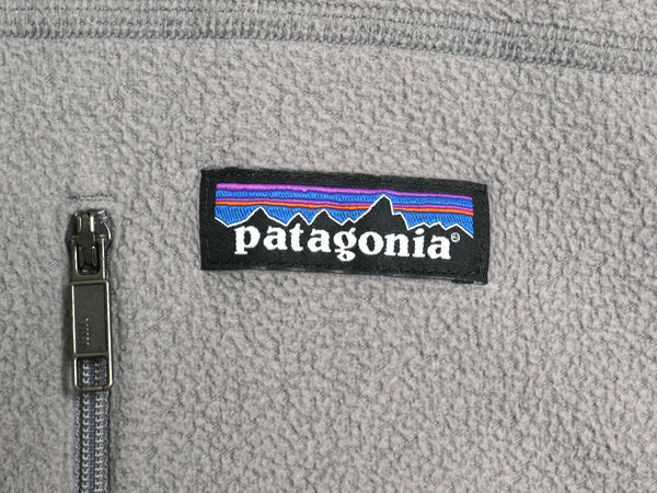 パタゴニア マイクロD フリース ジャケット メンズ L / 古着 19年製 アウトドア フルジップ ブルゾン ハイネック ワンポイント 企業 グレー