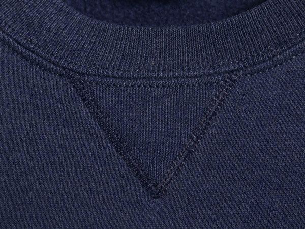 90s USA製 ラッセル 無地 スウェット メンズ レディース L 古着 オールド トレーナー 前V 裏起毛 ワンポイント ブランク シンプル ネイビー