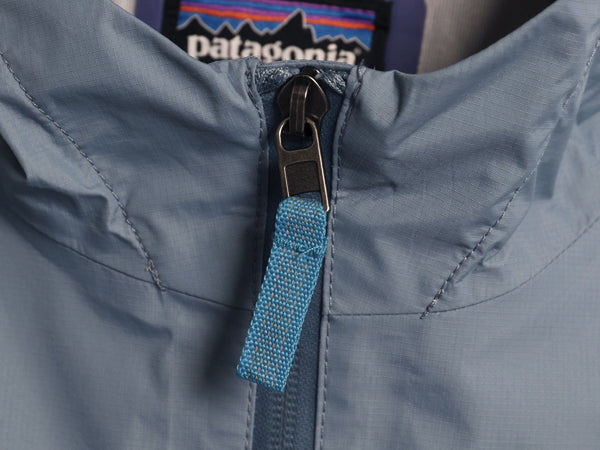 パタゴニア トレントシェル 3L レイン ジャケット キッズ M 23年製 マウンテンパーカー ナイロン パーカー ジャンパー ツートン 子供 防水