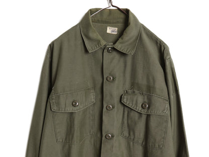 70s 米軍実物 US ARMY コットン サテン ユーティリティ シャツ XL 74年製 ヴィンテージ OG107 シャツ袖 4th 軍物 ミリタリー 大きいサイズ