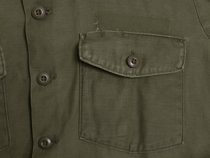 70s 米軍実物 US ARMY コットン サテン ユーティリティ シャツ XL 74年製 ヴィンテージ OG107 シャツ袖 4th 軍物 ミリタリー 大きいサイズ