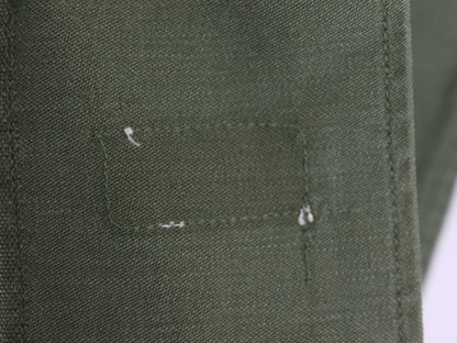 60's 米軍実物 US ARMY コットン サテン ユーティリティ シャツ S ヴィンテージ 1st 後期 筒袖 ミリタリー 軍物 OG107 ワッペン付き カーキ