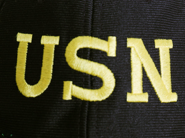 90's USA製 USN 刺繍 ベースボール キャップ フリーサイズ 古着 帽子 オールド ミリタリー 軍物 US NAVY 海軍 ワンポイント ダークネイビー