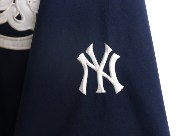 ナイキ ヤンキース ナイロン ジャケット メンズ XL MLB オフィシャル スウッシュ プルオーバー スタジャン ブルゾン 大リーグ 大きいサイズ