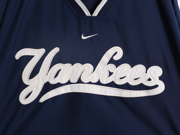 ナイキ ヤンキース ナイロン ジャケット メンズ XL MLB オフィシャル スウッシュ プルオーバー スタジャン ブルゾン 大リーグ 大きいサイズ