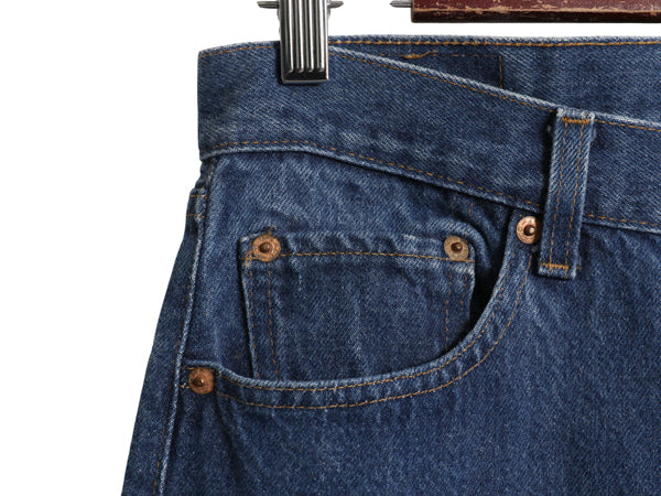 80s USA製 ★ リーバイス 501 デニム パンツ 31 33 古着 81年製 ヴィンテージ 内股シングル 黒カン ジーパン ボタンフライ ストレート 濃紺