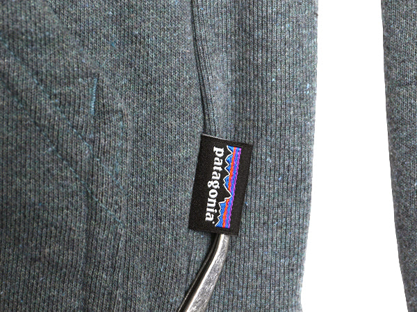 パタゴニア 両面 プリント スウェット フード パーカー メンズ М レディース L 23年製 トレーナー プルオーバー 波タグ アウトドア 裏起毛