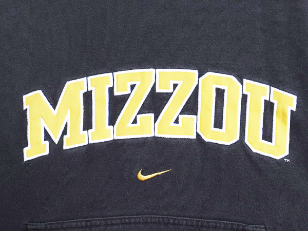 00s ナイキ カレッジ 刺繍 スウェット フード パーカー メンズ M オールド トレーナー スウッシュ プルオーバー 裏起毛 ヘビーウェイト 黒