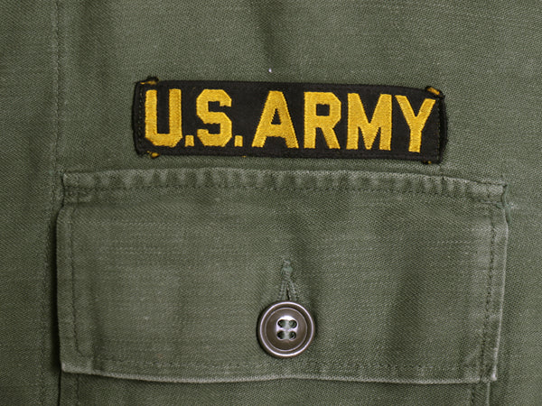 60s 米軍実物 US ARMY コットン サテン ユーティリティ シャツ M 程/ ヴィンテージ 62年製 1st 後期 筒袖 ミリタリー OG107 ワッペン付き