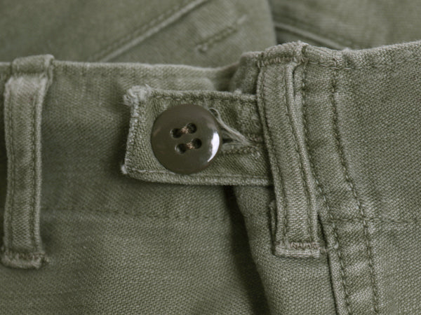 60s ★ 米軍実物 US ARMY コットン サテン ベイカー パンツ MEDIUM 62年製 ヴィンテージ アジャスター付き ファティーグ ユーティリティ 緑