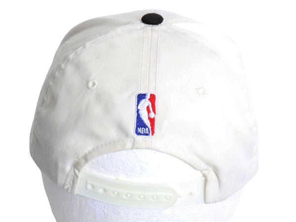 90s SPORT SPECIALTIES BULLS 刺繍 ベースボール キャップ フリーサイズ / 帽子 オールド NBA バスケ キャラクター ワンポイント ツートン
