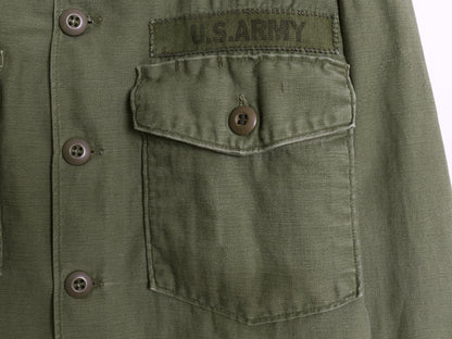 60s 米軍実物 US ARMY コットン サテン ユーティリティ シャツ M 程/ 古着 ヴィンテージ OG107 シャツ袖 2nd ミリタリー 軍物 ワッペン付き