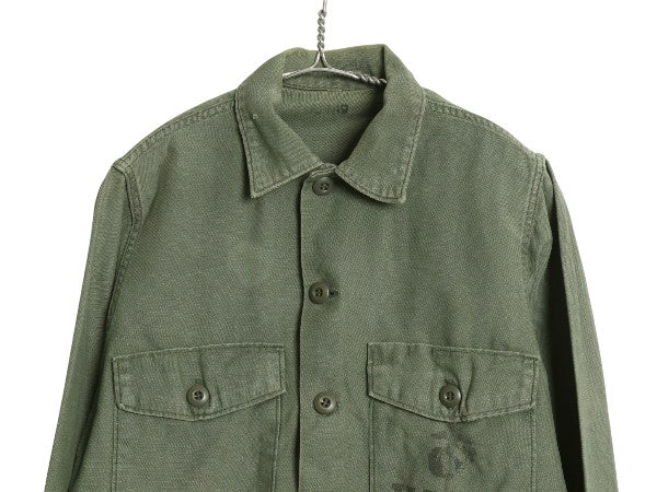 70s 米軍実物 USMC コットン サテン ユーティリティ シャツ M 程/ 72年製 ヴィンテージ OG107 シャツ袖 3rd 軍物 ミリタリー 海兵隊 カーキ