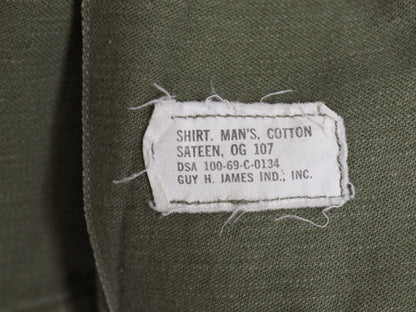 60s 米軍実物 US ARMY コットン サテン ユーティリティ シャツ S / ヴィンテージ 69年製 OG107 シャツ袖 2nd 軍物 ミリタリー ワッペン付き