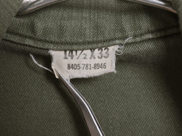 60s 米軍実物 US ARMY コットン サテン ユーティリティ シャツ S / ヴィンテージ 69年製 OG107 シャツ袖 2nd 軍物 ミリタリー ワッペン付き
