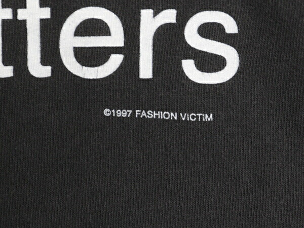 90s USA製 FASHION VICTIM プリント Tシャツ メンズ L / オールド 当時物 ジョーク メッセージ グラフィック イラスト ヘビーウェイト 黒