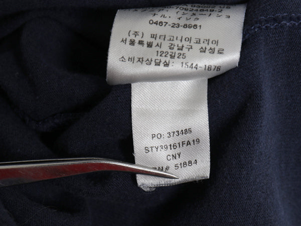 パタゴニア 両面 プリント 長袖 Tシャツ メンズ M 19年製 アウトドア ロンT ロングスリーブ P6 バックプリント ボックスロゴ カットソー 紺