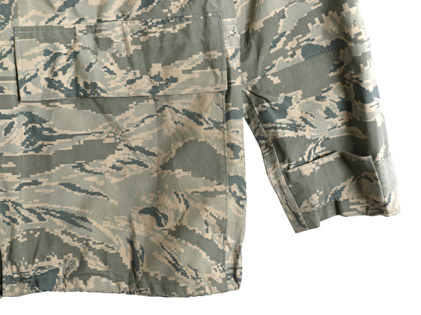 ほぼ デッドストック 米軍実物 APECS デジタル タイガーカモ 迷彩 ゴアテックス ジャケット MEDIUM REGULAR / ミリタリー USAF ABU ECWCS
