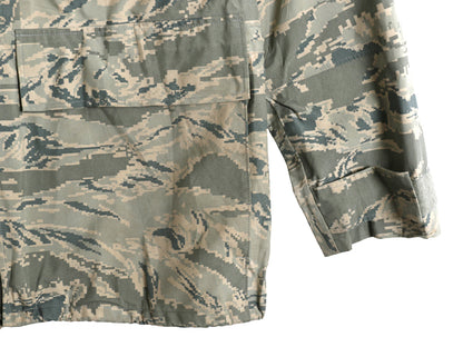 ほぼ デッドストック 米軍実物 APECS デジタル タイガーカモ 迷彩 ゴアテックス ジャケット MEDIUM REGULAR / ミリタリー USAF ABU ECWCS