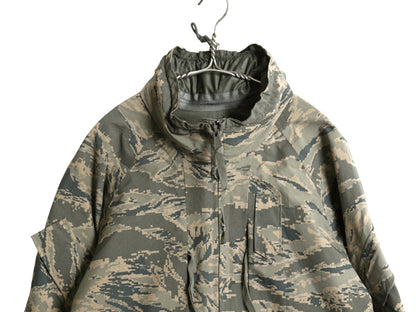 ほぼ デッドストック 米軍実物 APECS デジタル タイガーカモ 迷彩 ゴアテックス ジャケット MEDIUM REGULAR / ミリタリー USAF ABU ECWCS