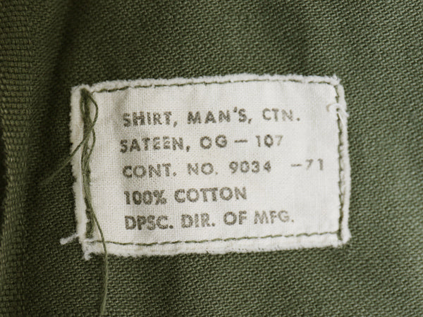 70s 米軍実物 US ARMY コットン サテン ユーティリティ シャツ M 古着 ヴィンテージ 71年製 OG107 シャツ袖 3rd ミリタリー 軍物 ワッペン