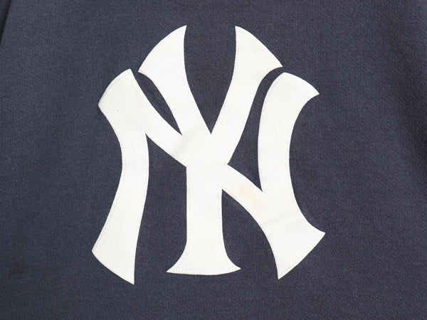 ヤンキース スウェット フード パーカー メンズ M 古着 MLB マジェスティック トレーナー プルオーバー 裏起毛 ロゴ 刺繍 大リーグ 限定 紺