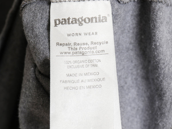 パタゴニア 両面 プリント 半袖 Tシャツ メンズ M 17年製 アウトドア P6 ボックスロゴ オーガニック コットン カットソー クルーネック 灰